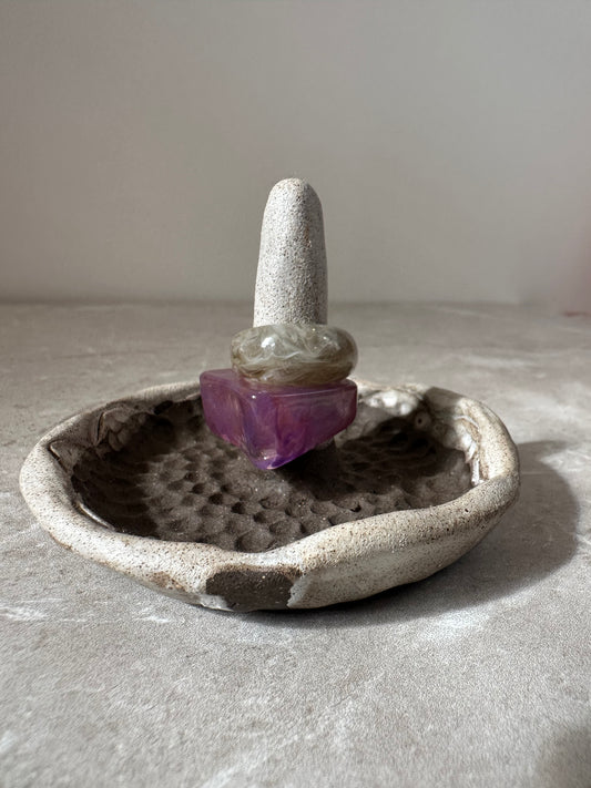 Handmade ceramic ring holder - 1